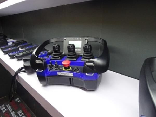 Kontrol Panalleri - Cruscotto per Escavatore: foto 1 Kontrol Panalleri - Cruscotto per Escavatore: foto 1