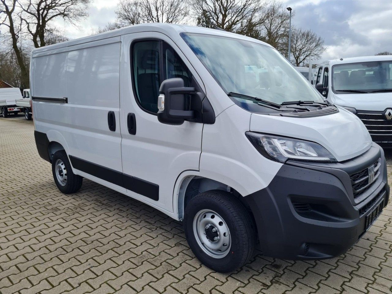 Fiat Ducato 30 Kasten L1H1 KLIMA PDC TEMPOMAT - Furgoncino: foto 3 Fiat Ducato 30 Kasten L1H1 KLIMA PDC TEMPOMAT - Furgoncino: foto 3