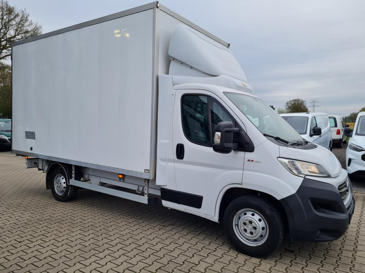 Fiat Ducato 35 Koffer 150 maxi Multijet Klima - Furgone box: foto 3 Fiat Ducato 35 Koffer 150 maxi Multijet Klima - Furgone box: foto 3