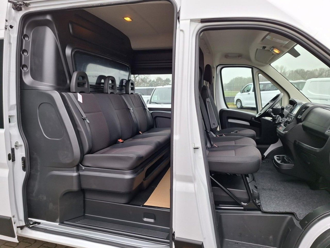 Fiat Ducato / baugl. Movano Kasten Doka mixto L4H2 - Furgone chiuso, Furgone doppia cabina: foto 4 Fiat Ducato / baugl. Movano Kasten Doka mixto L4H2 - Furgone chiuso, Furgone doppia cabina: foto 4