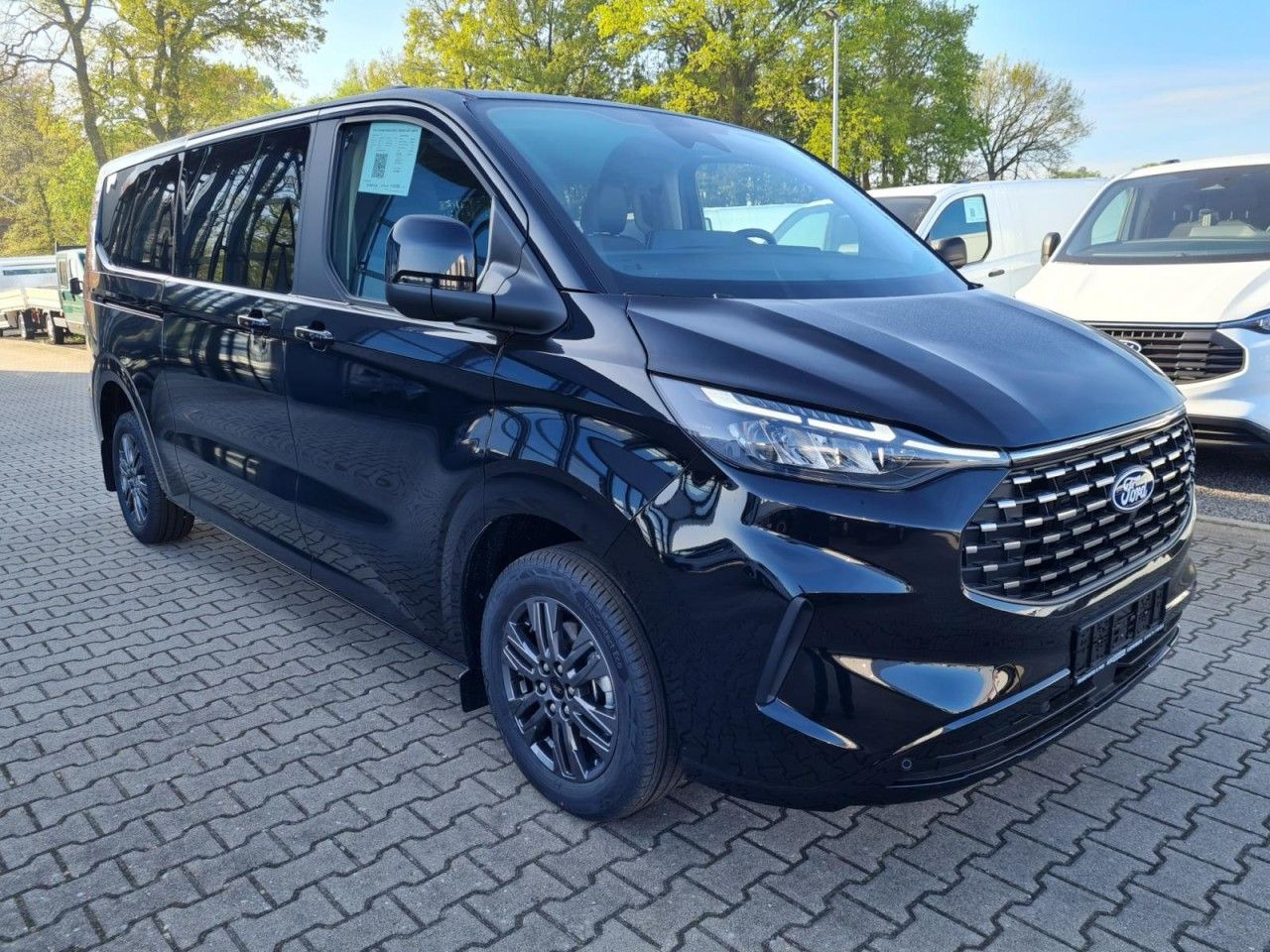Ford Tourneo Custom 320 AG L2 Titanium 8 Sitze LEDER - Pulmino: foto 3 Ford Tourneo Custom 320 AG L2 Titanium 8 Sitze LEDER - Pulmino: foto 3
