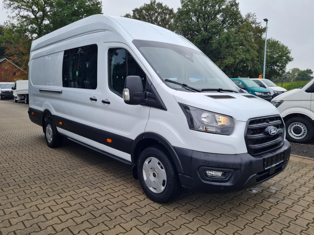 Ford Transit 350 Kasten Doka L4H3 Trend 4x4 AHK KAMERA - Furgone chiuso, Furgone doppia cabina: foto 3 Ford Transit 350 Kasten Doka L4H3 Trend 4x4 AHK KAMERA - Furgone chiuso, Furgone doppia cabina: foto 3