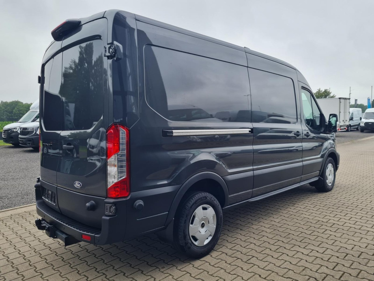 Ford Transit 350 Kasten L3H2 AG Trend AHK KAMERA TEMPOMAT - Furgone chiuso: foto 4 Ford Transit 350 Kasten L3H2 AG Trend AHK KAMERA TEMPOMAT - Furgone chiuso: foto 4