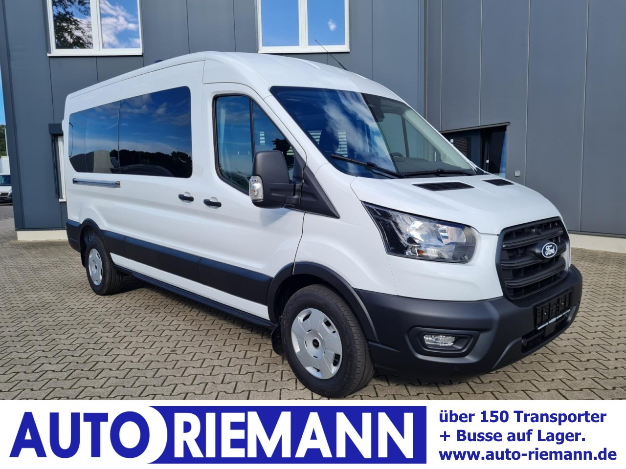 Ford Transit 350 Kombi TDCi L3 AG Trend 9 Sitze AHK KAMERA - Minibus, Pulmino: foto 1 Ford Transit 350 Kombi TDCi L3 AG Trend 9 Sitze AHK KAMERA - Minibus, Pulmino: foto 1
