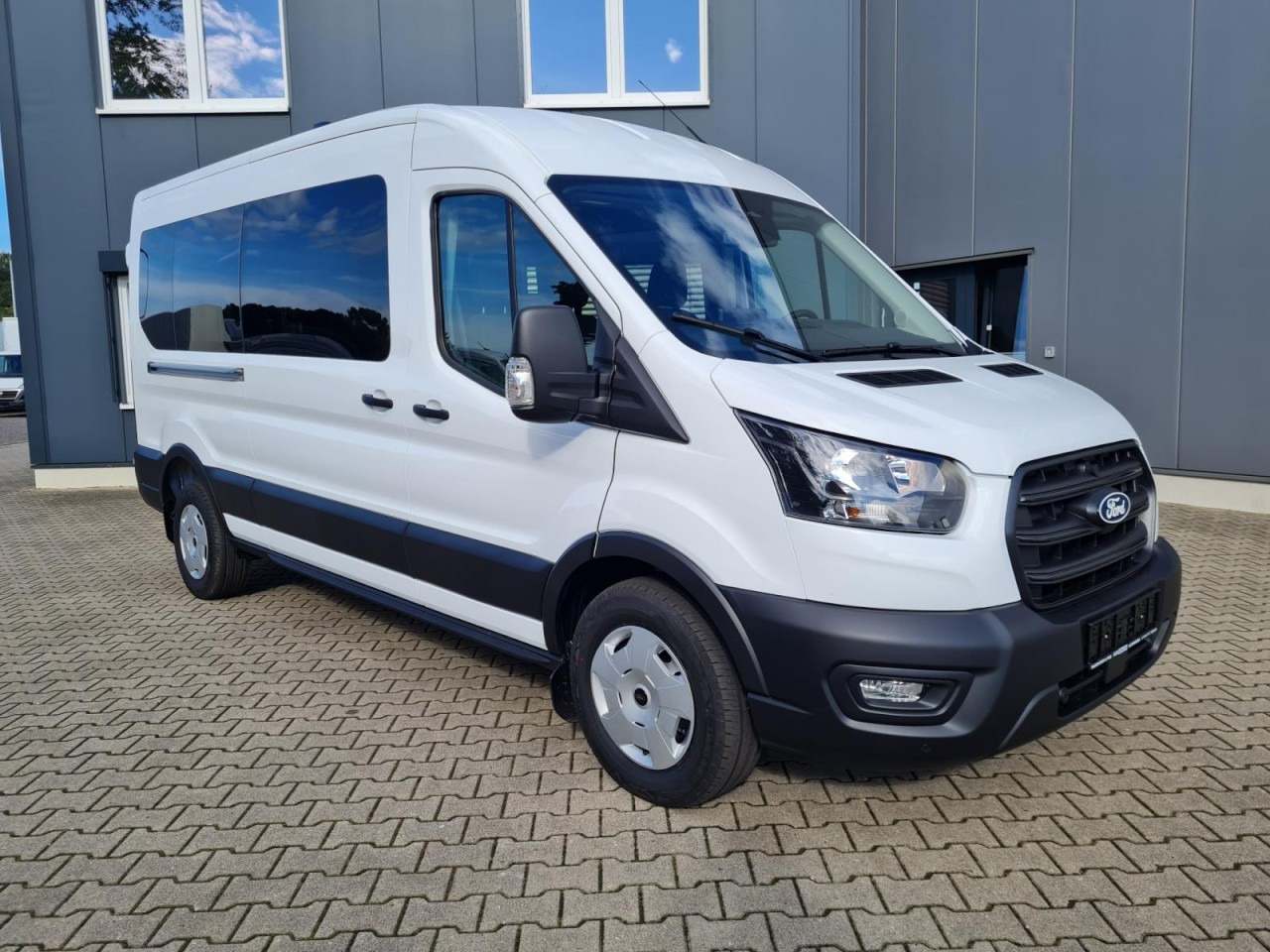 Ford Transit 350 Kombi TDCi L3 Trend 9 Sitzer AUTOMATIK - Minibus, Pulmino: foto 3 Ford Transit 350 Kombi TDCi L3 Trend 9 Sitzer AUTOMATIK - Minibus, Pulmino: foto 3