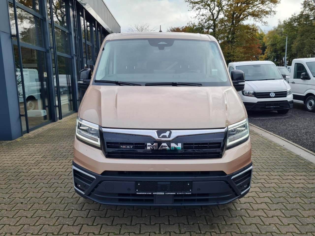 Man TGE 3.180 TDi Kombi 9 Sitze ALU KAMERA LED LEDER Sonderumbau - Minibus, Pulmino: foto 2 Man TGE 3.180 TDi Kombi 9 Sitze ALU KAMERA LED LEDER Sonderumbau - Minibus, Pulmino: foto 2