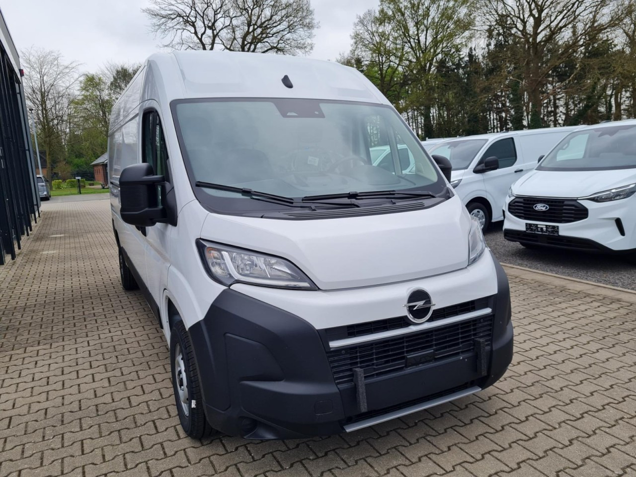 Opel Movano Kasten 2.2 HDI 180 L3H2 Klima NAVI TEMPOMAT - Furgone chiuso: foto 2 Opel Movano Kasten 2.2 HDI 180 L3H2 Klima NAVI TEMPOMAT - Furgone chiuso: foto 2