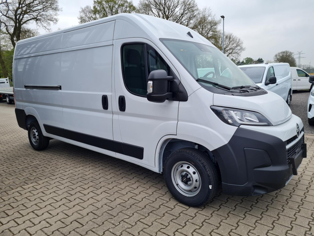 Opel Movano Kasten 2.2 HDI 180 L3H2 Klima NAVI TEMPOMAT - Furgone chiuso: foto 5 Opel Movano Kasten 2.2 HDI 180 L3H2 Klima NAVI TEMPOMAT - Furgone chiuso: foto 5
