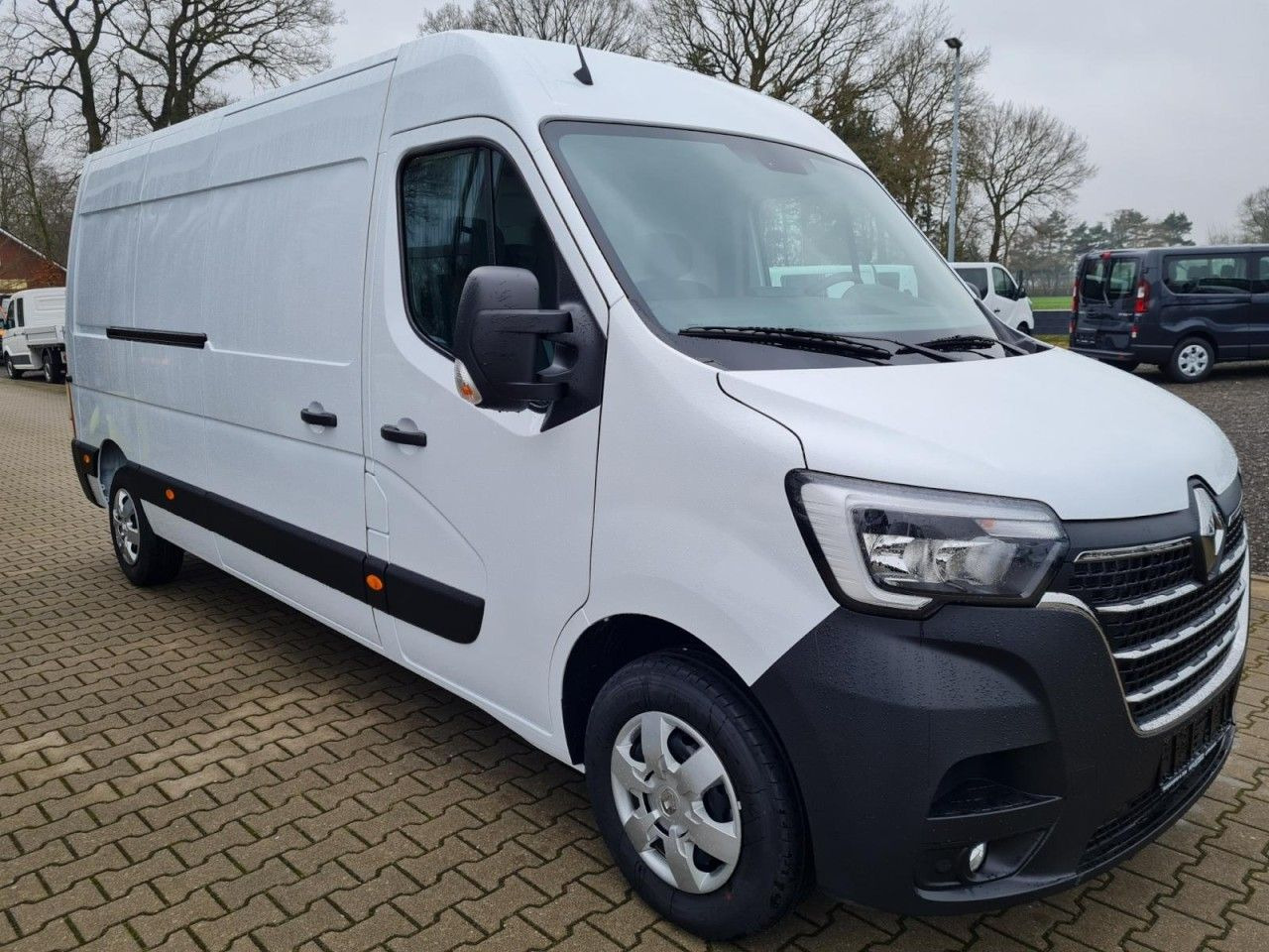 Renault Master 35 Kasten L3H2 PDC KLIMA KOMFORT Navi App - Furgone chiuso: foto 3 Renault Master 35 Kasten L3H2 PDC KLIMA KOMFORT Navi App - Furgone chiuso: foto 3