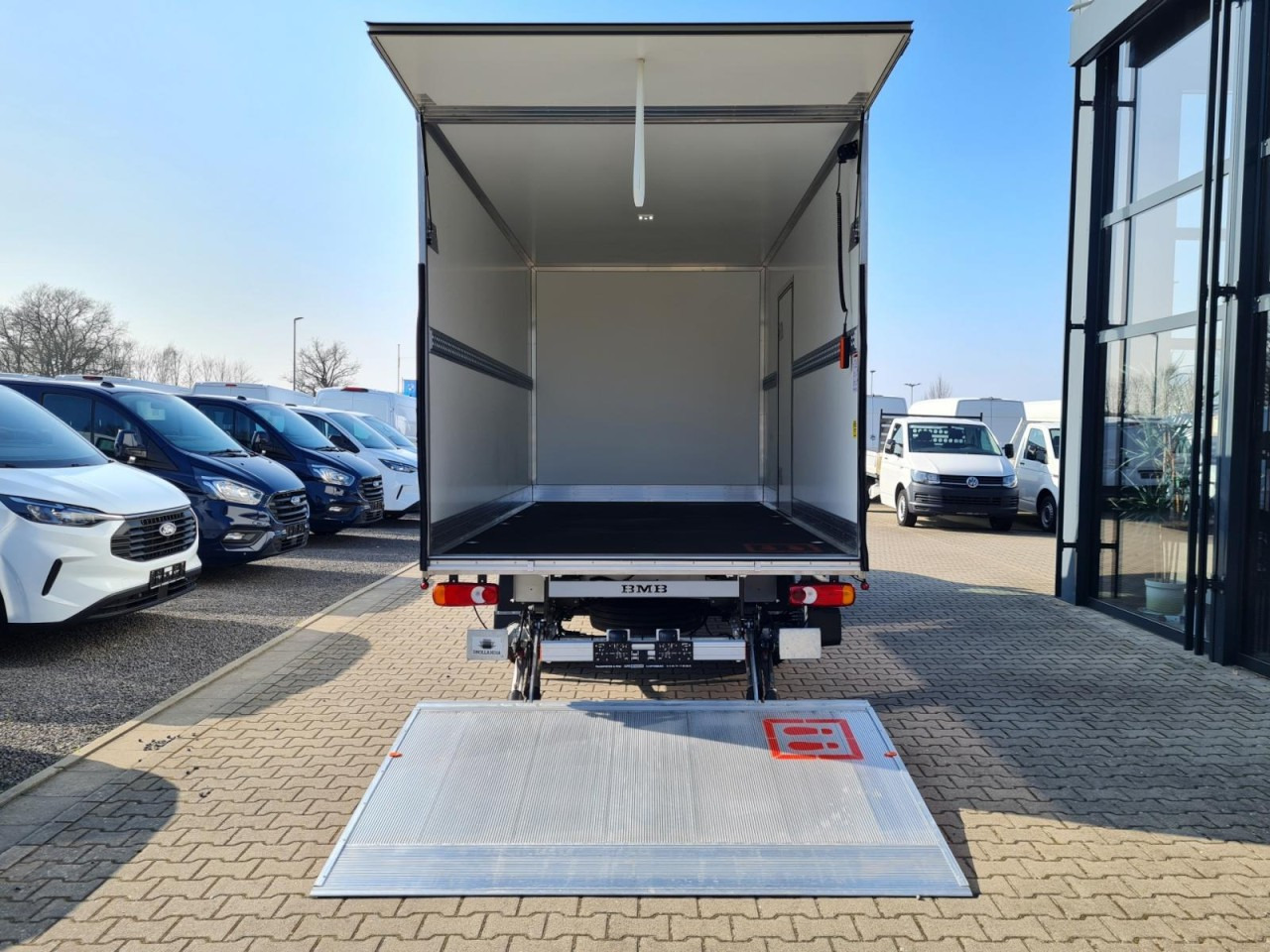 Renault Master 35 New Möbel Koffer LBW KAMERA LUFTFEDERUNG - Furgone box: foto 5 Renault Master 35 New Möbel Koffer LBW KAMERA LUFTFEDERUNG - Furgone box: foto 5