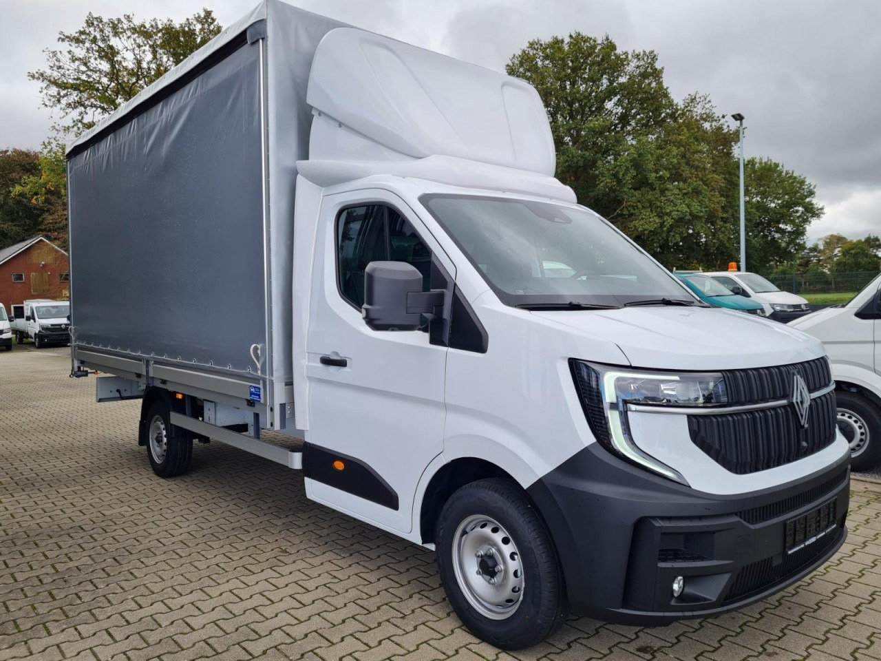 Renault Master Pritsche 2x Schiebe Plane 10 Pal. LUFTFEDERUNG - Furgone centinato: foto 4 Renault Master Pritsche 2x Schiebe Plane 10 Pal. LUFTFEDERUNG - Furgone centinato: foto 4
