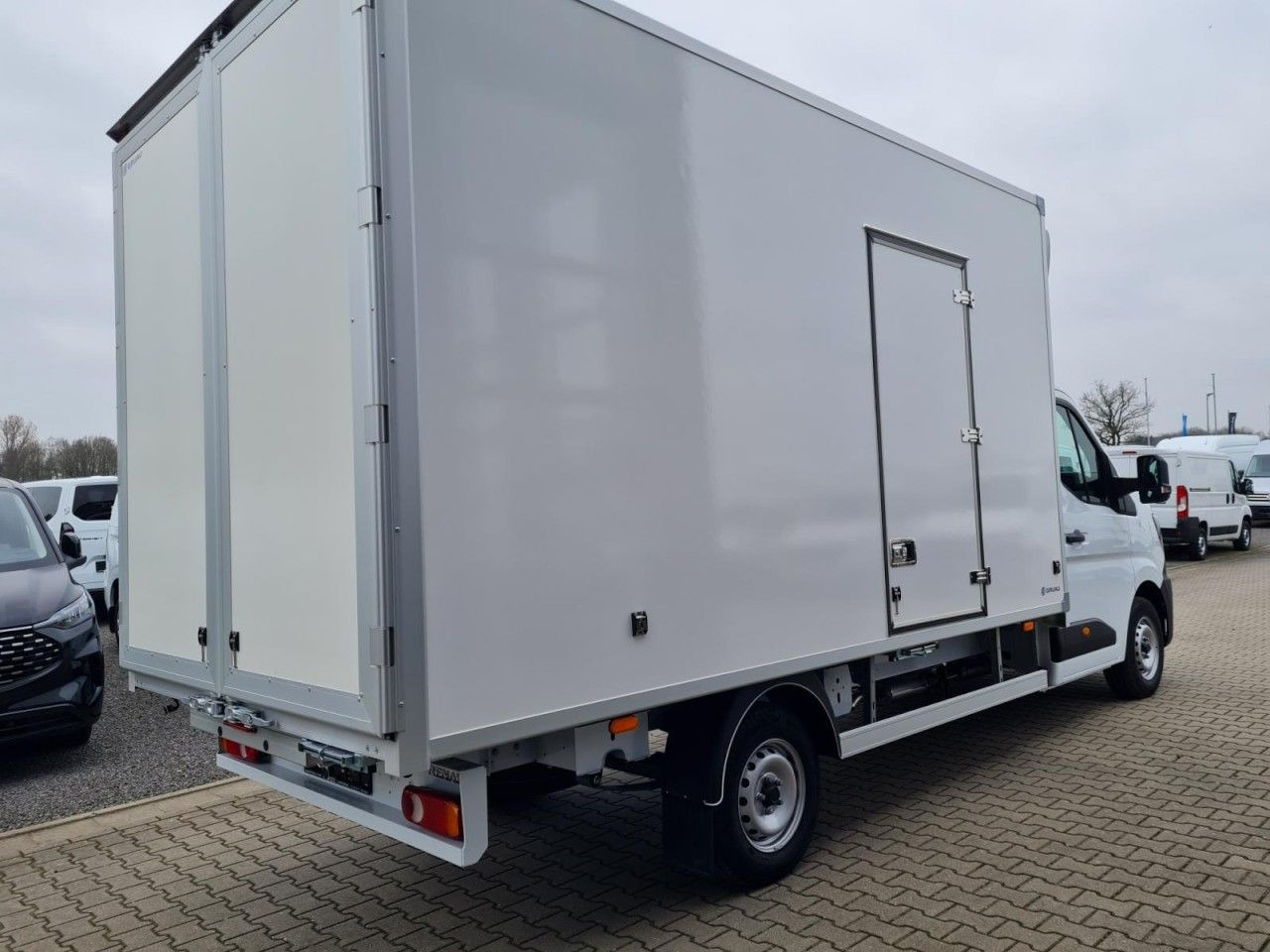 Renault New Master 35 Möbel Koffer KLIMA LUFTFEDER TEMPO - Furgone box: foto 4 Renault New Master 35 Möbel Koffer KLIMA LUFTFEDER TEMPO - Furgone box: foto 4