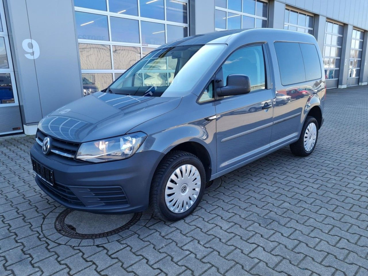 Volkswagen Caddy 4Motion 2.0 TDI Kombi (EURO 6d-TEMP) - Autovettura: foto 3 Volkswagen Caddy 4Motion 2.0 TDI Kombi (EURO 6d-TEMP) - Autovettura: foto 3