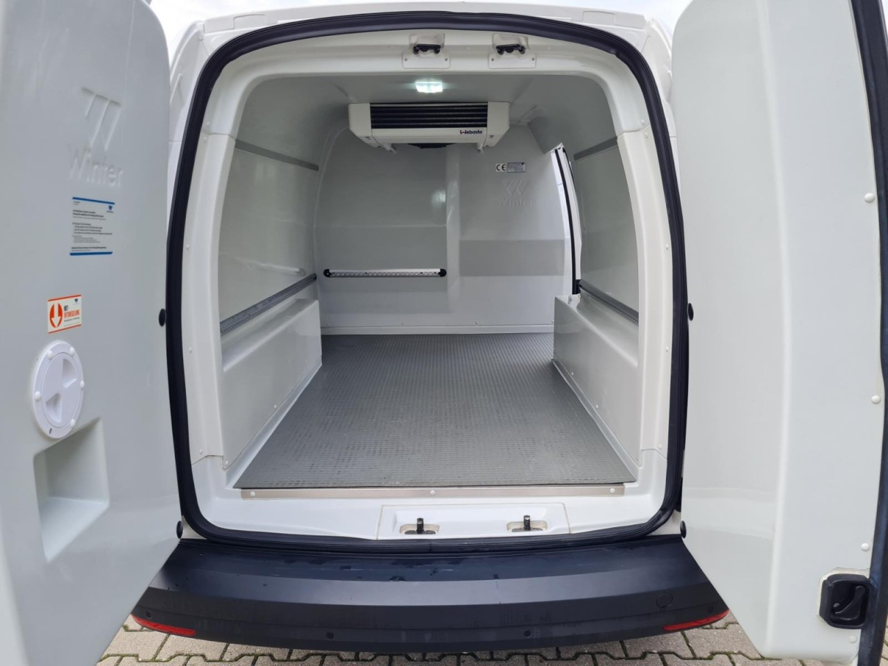 Volkswagen Caddy Kühlkasten Maxi TDI AG Stand-/Fahrkühlung - Furgone frigo: foto 5 Volkswagen Caddy Kühlkasten Maxi TDI AG Stand-/Fahrkühlung - Furgone frigo: foto 5