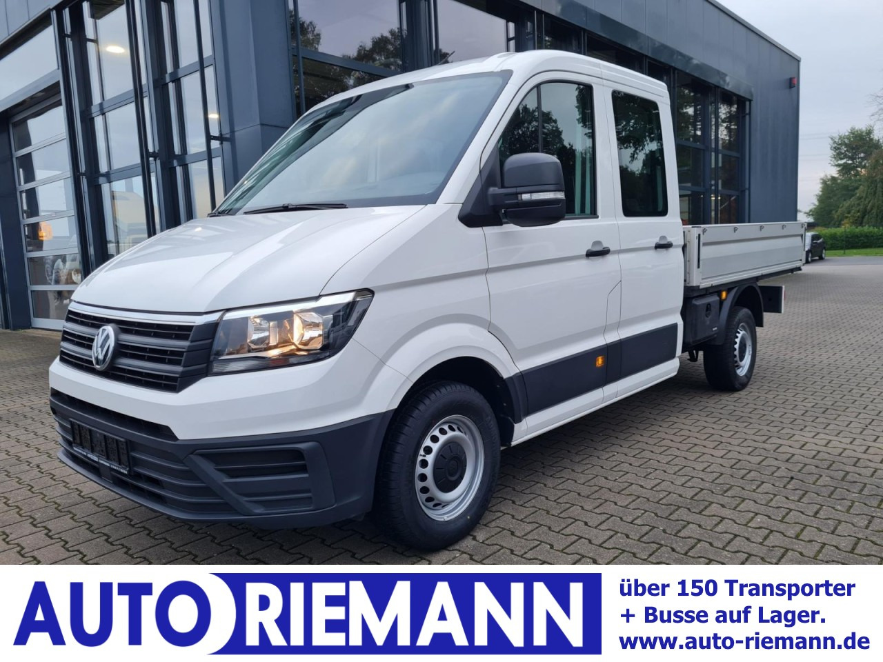 Volkswagen Crafter 35 Doka MR Pritsche AHK Klima 7 Sitzer - Furgone con cassone fisso, Furgone doppia cabina: foto 1 Volkswagen Crafter 35 Doka MR Pritsche AHK Klima 7 Sitzer - Furgone con cassone fisso, Furgone doppia cabina: foto 1