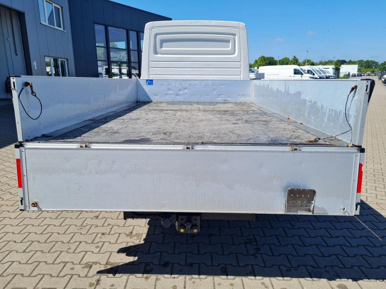 Volkswagen Crafter 35 Doka TDI Lang AHK KLIMA - Furgone con cassone fisso, Furgone doppia cabina: foto 5 Volkswagen Crafter 35 Doka TDI Lang AHK KLIMA - Furgone con cassone fisso, Furgone doppia cabina: foto 5