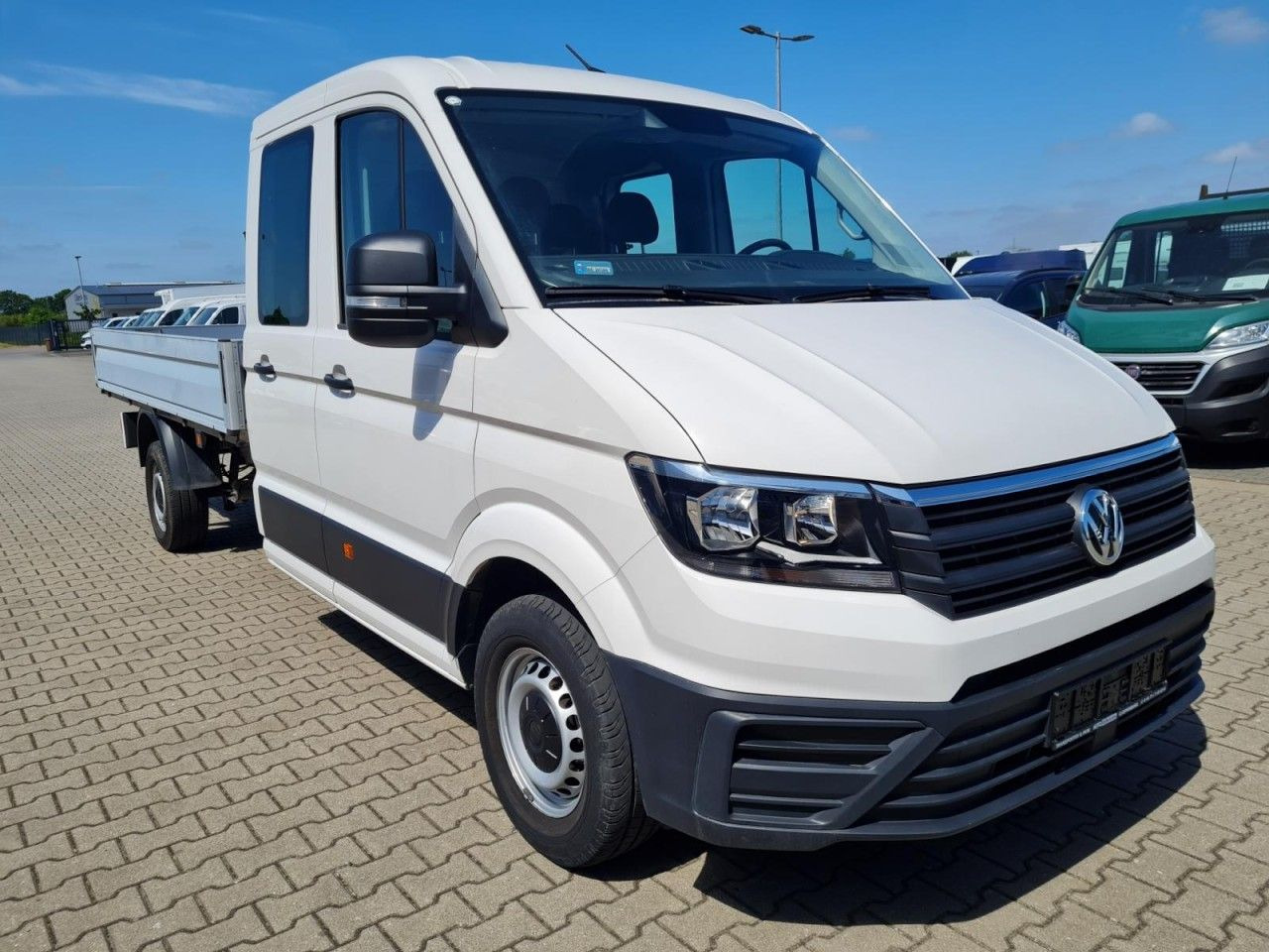 Volkswagen Crafter 35 Doka TDI Lang AHK KLIMA - Furgone con cassone fisso, Furgone doppia cabina: foto 3 Volkswagen Crafter 35 Doka TDI Lang AHK KLIMA - Furgone con cassone fisso, Furgone doppia cabina: foto 3