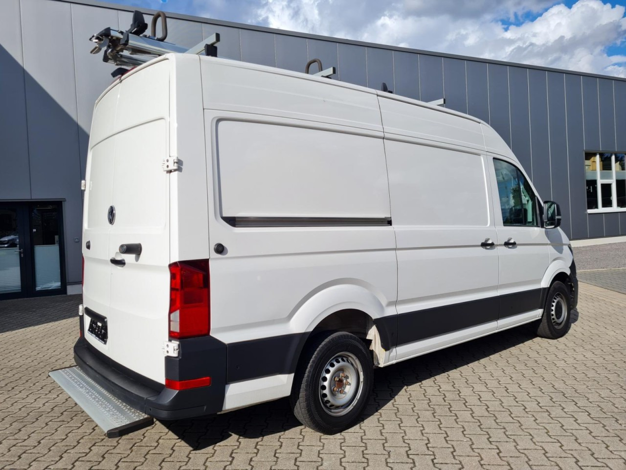 Volkswagen Crafter 35 Kasten L3H2 KAMERA KLIMA NAVI REGALE - Furgone chiuso: foto 4 Volkswagen Crafter 35 Kasten L3H2 KAMERA KLIMA NAVI REGALE - Furgone chiuso: foto 4