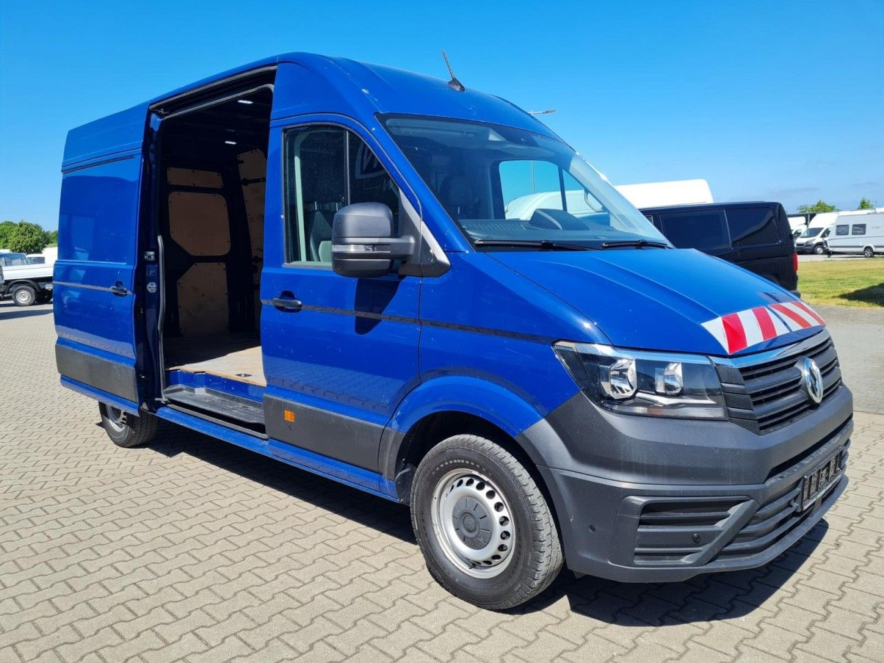 Volkswagen Crafter 35 Kasten TDI MR L3H3 RWD AHK - Furgone chiuso: foto 5 Volkswagen Crafter 35 Kasten TDI MR L3H3 RWD AHK - Furgone chiuso: foto 5