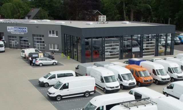Minibus, Pulmino Volkswagen T6.1 Caravelle TDI lang 9 Sitzer 2 Schiebetüren Trendl.: foto 10