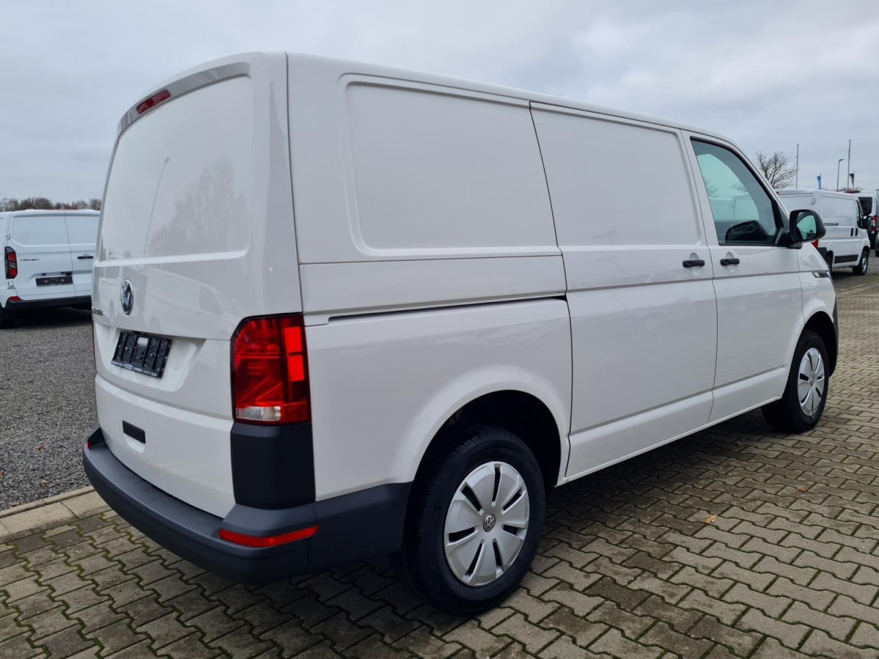 Volkswagen T6.1 Kasten KR Heckklappe KAMERA KLIMA ALLWETTER - Furgoncino: foto 4 Volkswagen T6.1 Kasten KR Heckklappe KAMERA KLIMA ALLWETTER - Furgoncino: foto 4