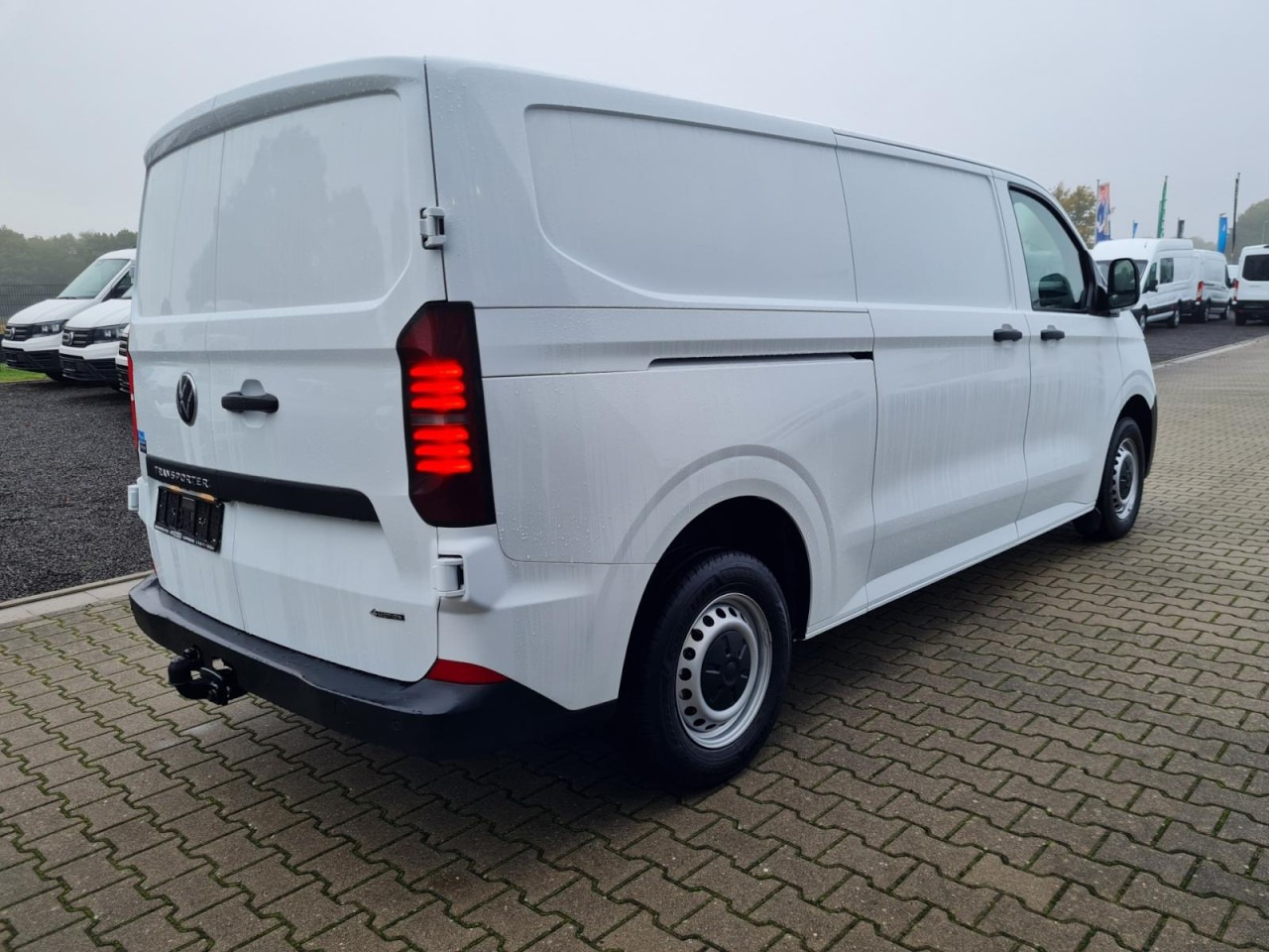 Volkswagen T7 Kasten TDI 4Motion LR L2H1 LED KAMERA TEMPOMAT - Furgoncino: foto 4 Volkswagen T7 Kasten TDI 4Motion LR L2H1 LED KAMERA TEMPOMAT - Furgoncino: foto 4