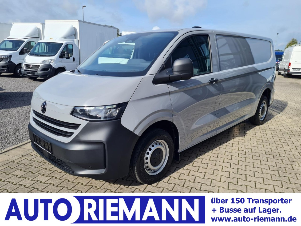Volkswagen T7 Transporter Kasten TDi AG L2 AHK KLIMA KAMERA LED - Furgoncino: foto 1 Volkswagen T7 Transporter Kasten TDi AG L2 AHK KLIMA KAMERA LED - Furgoncino: foto 1