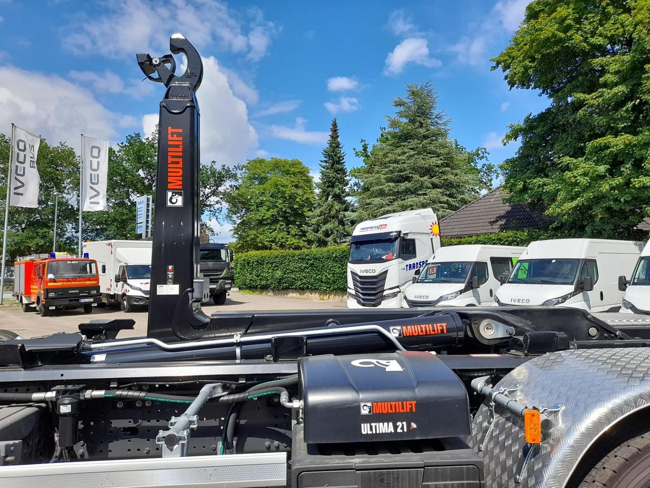 Iveco AD280X46Y/PS ON HIAB 490PS Lenk-Lift - Autocarro ribaltabile: foto 3 Iveco AD280X46Y/PS ON HIAB 490PS Lenk-Lift - Autocarro ribaltabile: foto 3
