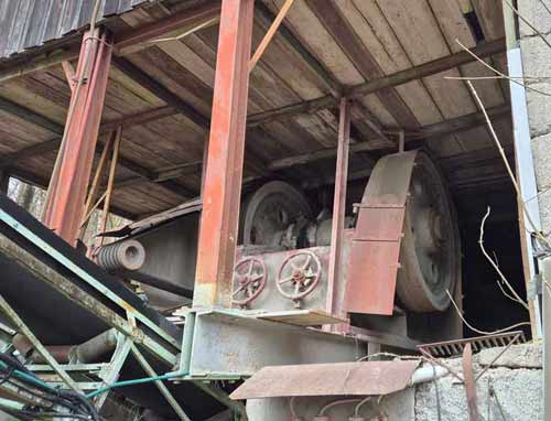 Crushing plant for the production of frost protection / Brechanlage zur Herstellung von Frostschutz - Impianto di frantumazione: foto 1 Crushing plant for the production of frost protection / Brechanlage zur Herstellung von Frostschutz - Impianto di frantumazione: foto 1