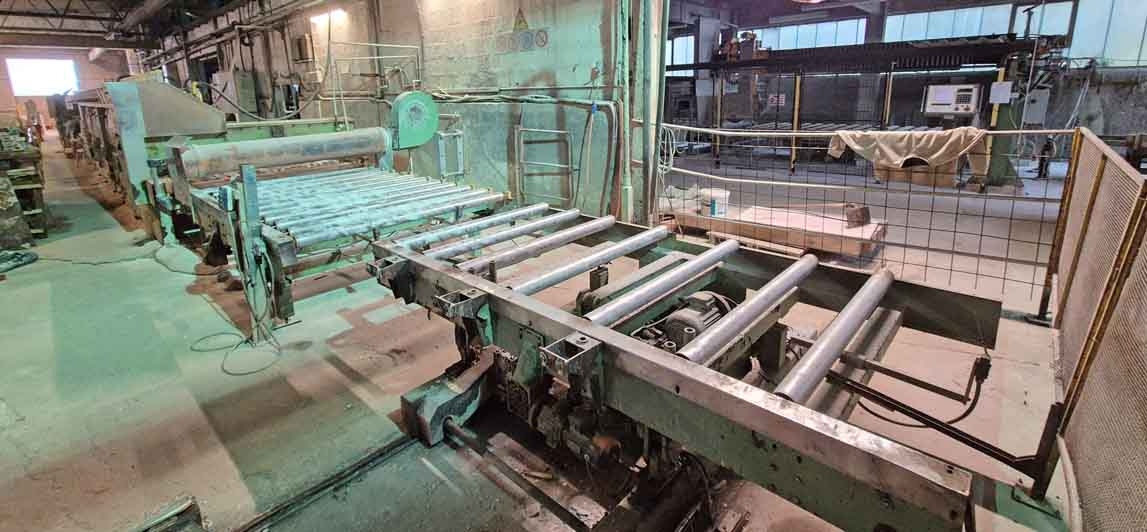 Simec LM2000 – Grinding line / Schleifstrasse - Macchina utensile: foto 2 Simec LM2000 – Grinding line / Schleifstrasse - Macchina utensile: foto 2