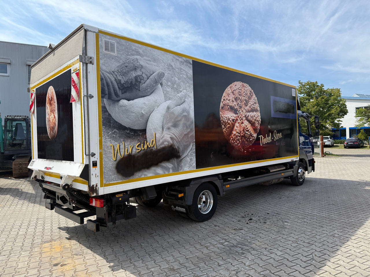 Mercedes-Benz 818 Atego Koffer LBW Palfinger ACC Unfall - Autocarro furgonato: foto 4 Mercedes-Benz 818 Atego Koffer LBW Palfinger ACC Unfall - Autocarro furgonato: foto 4