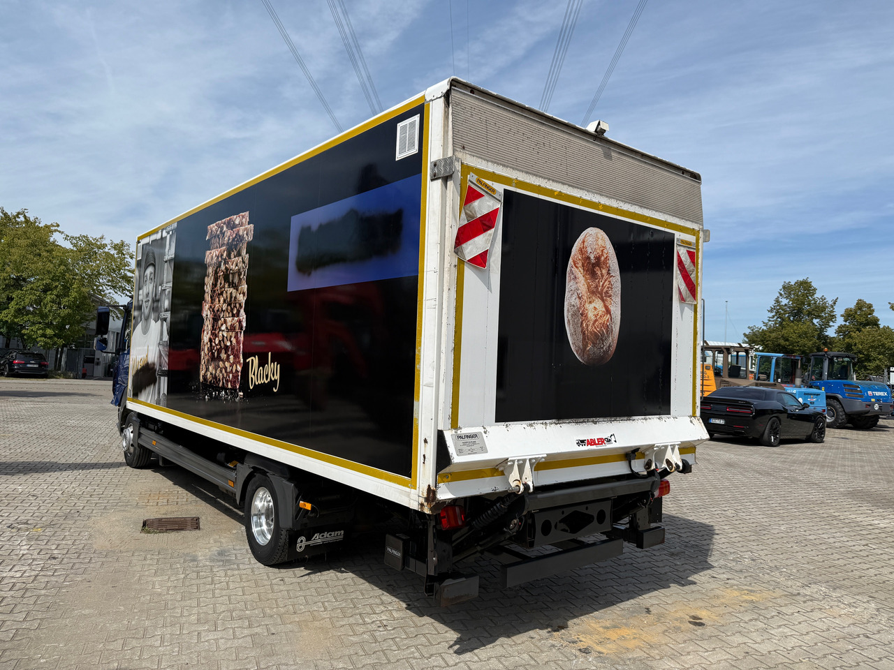 Mercedes-Benz 818 Atego Koffer LBW Palfinger ACC Unfall - Autocarro furgonato: foto 5 Mercedes-Benz 818 Atego Koffer LBW Palfinger ACC Unfall - Autocarro furgonato: foto 5
