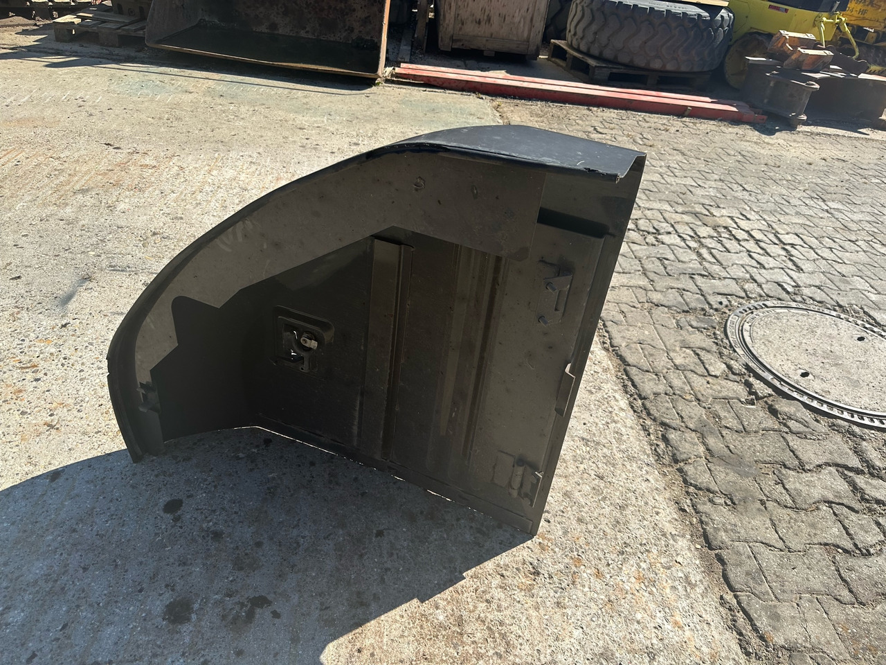 Seitendeckel Hitachi Zaxis 225 USL C - Carrozzeria ed esterni per Escavatore cingolato: foto 3 Seitendeckel Hitachi Zaxis 225 USL C - Carrozzeria ed esterni per Escavatore cingolato: foto 3