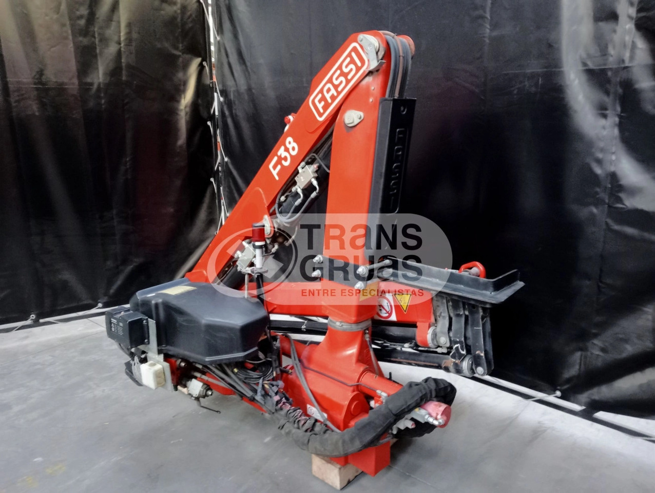 Grúa Fassi F38AF - Gru per autocarro per Camion: foto 3 Grúa Fassi F38AF - Gru per autocarro per Camion: foto 3