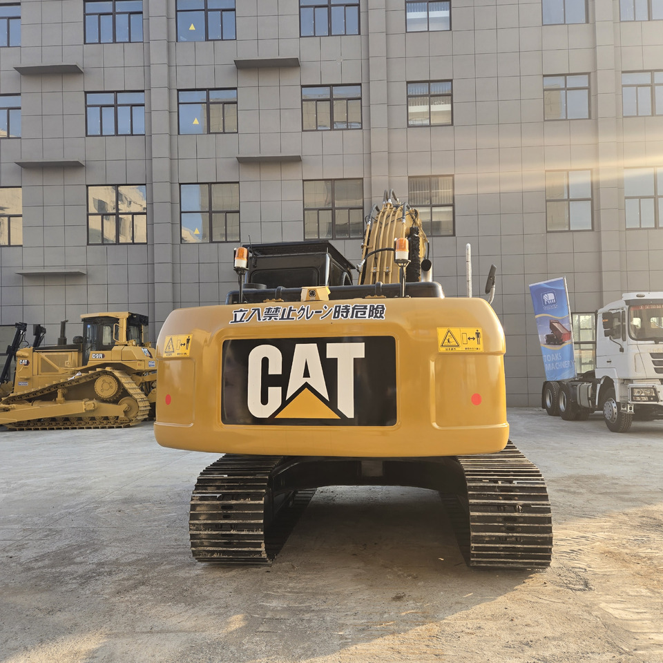 CATERPILLAR 320D - Escavatore: foto 5 CATERPILLAR 320D - Escavatore: foto 5