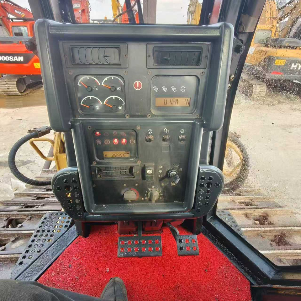 CATERPILLAR D6N - Bulldozer: foto 3 CATERPILLAR D6N - Bulldozer: foto 3