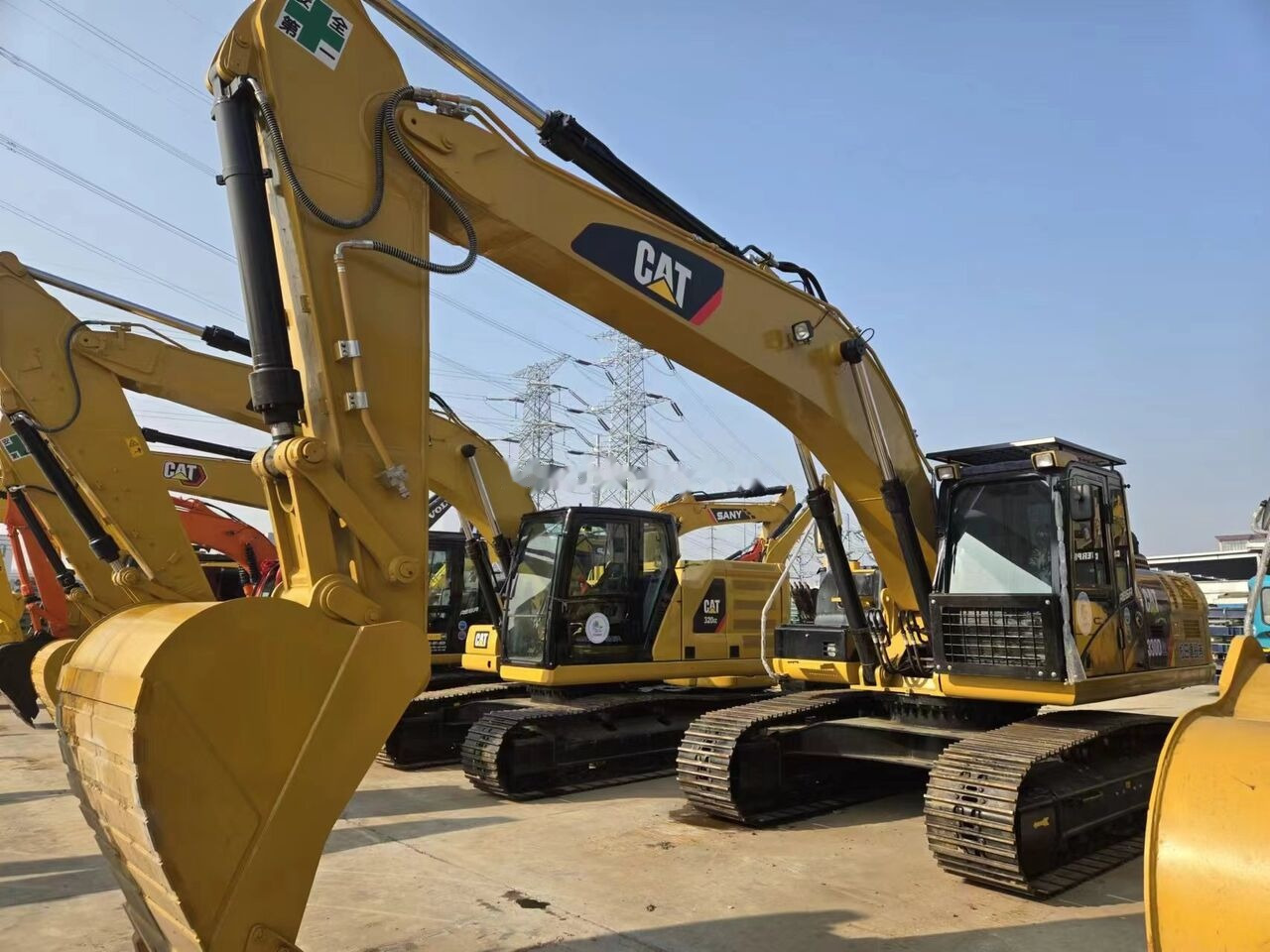 Caterpillar 330D2L - Escavatore cingolato: foto 1 Caterpillar 330D2L - Escavatore cingolato: foto 1