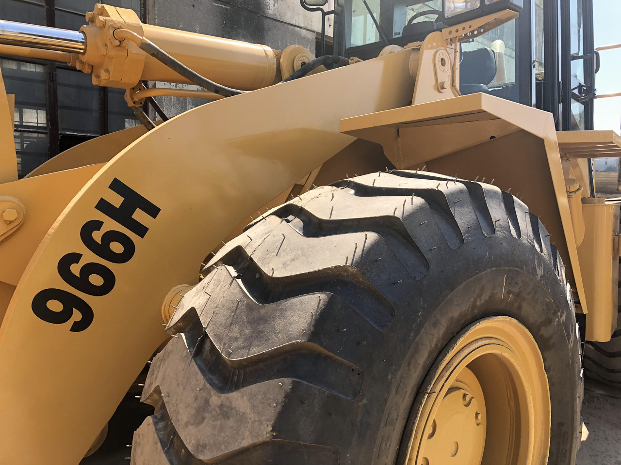 Caterpillar 966H - Pala gommata: foto 5 Caterpillar 966H - Pala gommata: foto 5
