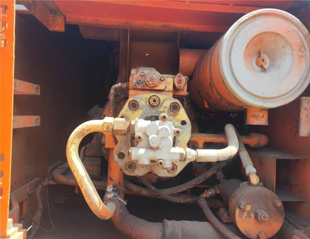 Doosan DH 140W-7 - Escavatore gommato: foto 5 Doosan DH 140W-7 - Escavatore gommato: foto 5