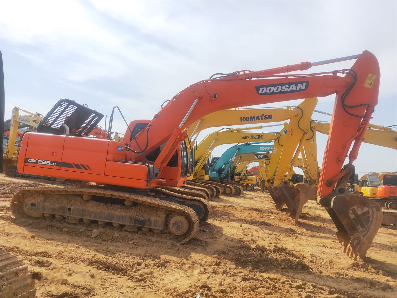 Doosan DX225LC - Escavatore cingolato: foto 4 Doosan DX225LC - Escavatore cingolato: foto 4