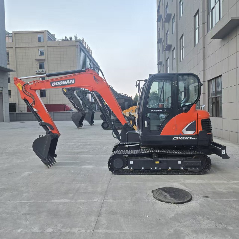 Doosan DX60 - Miniescavatore: foto 1 Doosan DX60 - Miniescavatore: foto 1