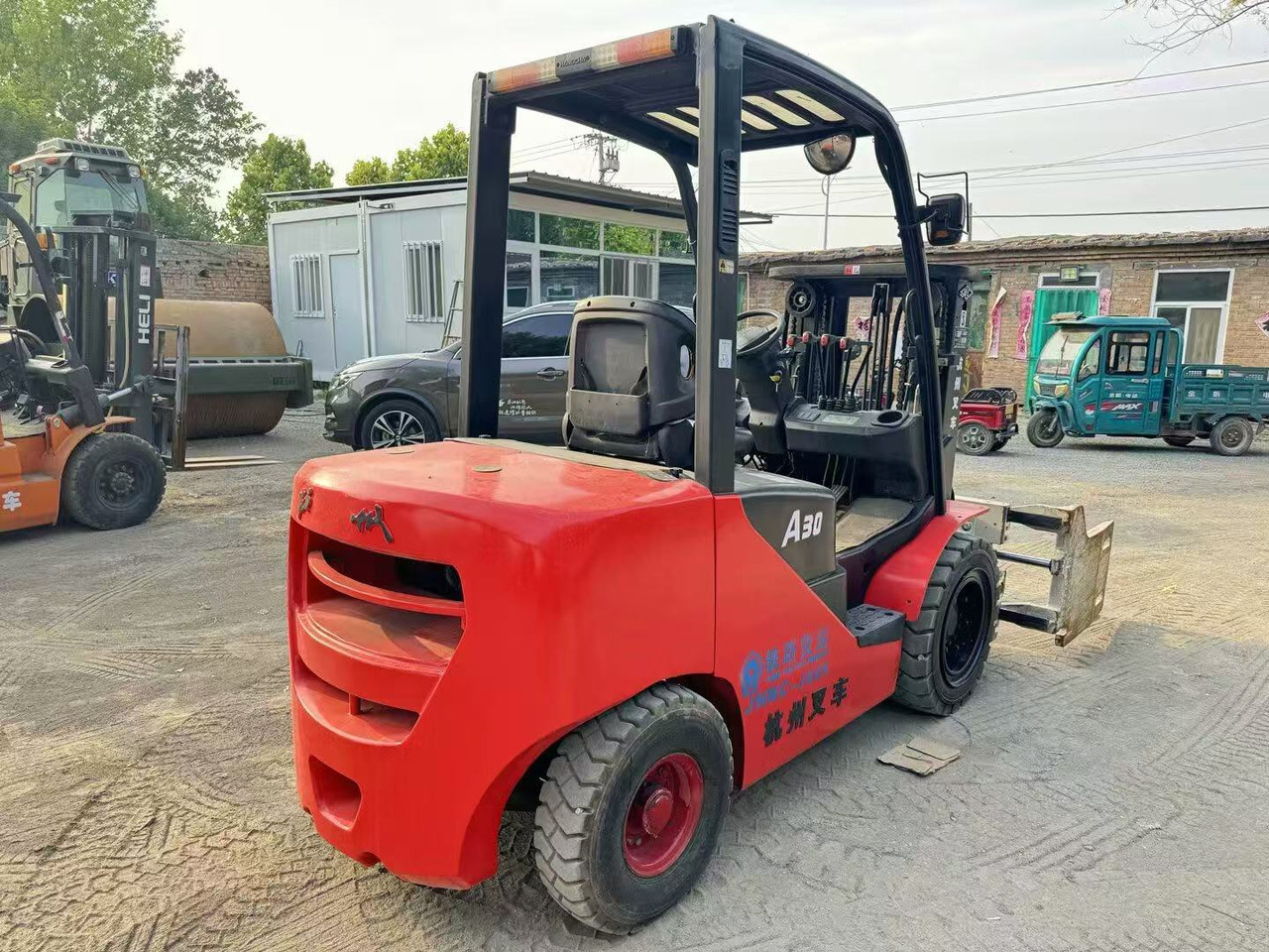 HangCha A30 - Carrello elevatore diesel: foto 3 HangCha A30 - Carrello elevatore diesel: foto 3