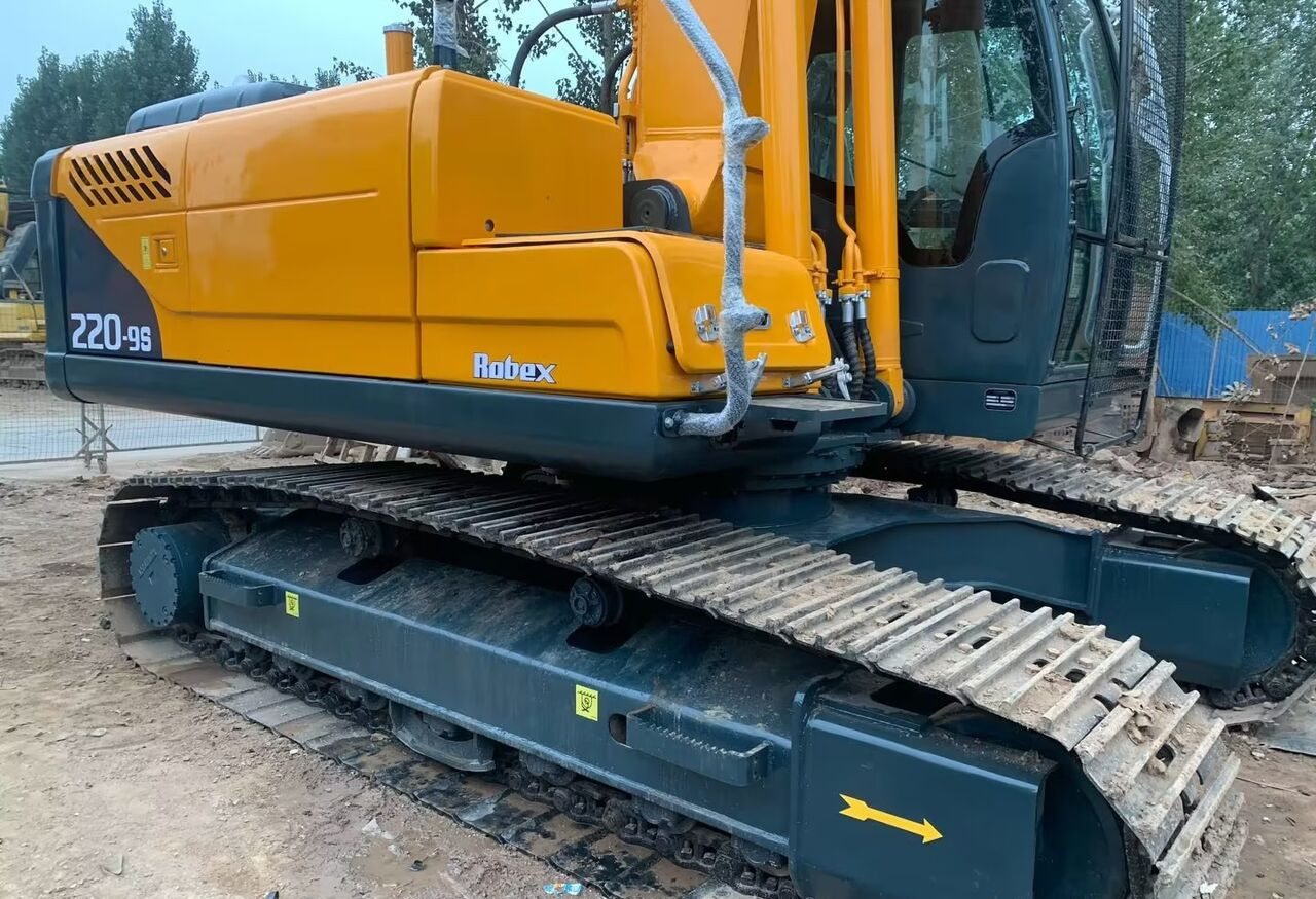 Hyundai R220-9S - Escavatore cingolato: foto 4 Hyundai R220-9S - Escavatore cingolato: foto 4