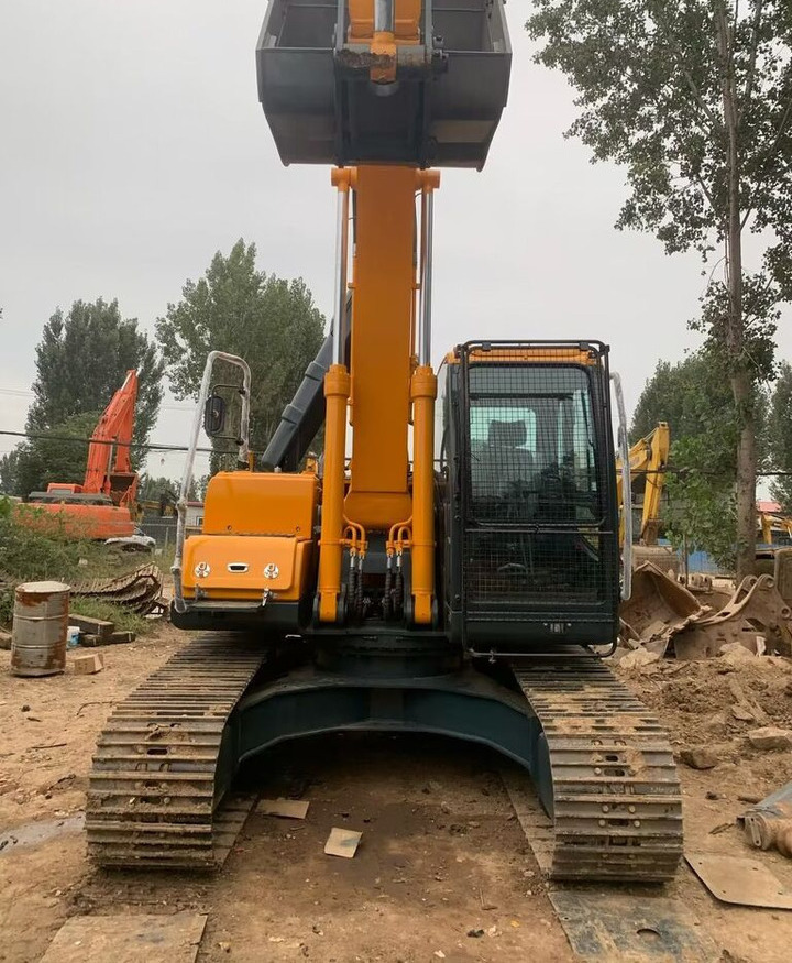 Hyundai R220-9S - Escavatore cingolato: foto 2 Hyundai R220-9S - Escavatore cingolato: foto 2