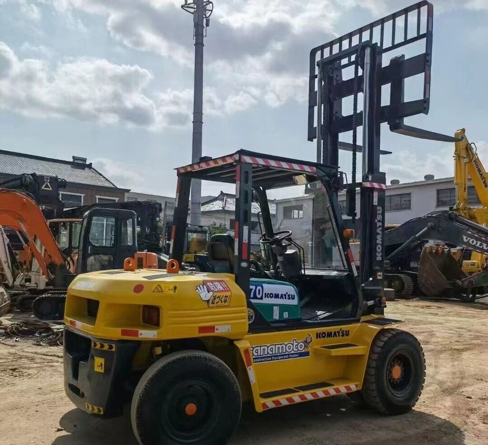 Komatsu FD70 - Carrello elevatore diesel: foto 2 Komatsu FD70 - Carrello elevatore diesel: foto 2