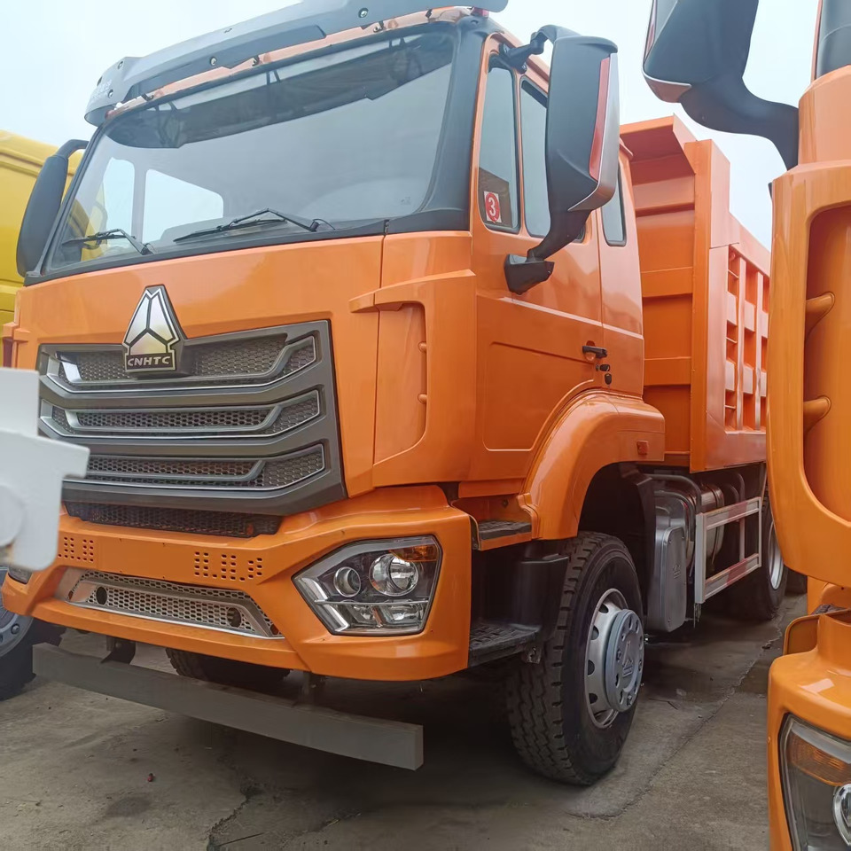 Sinotruk HOHAN 6*4 Dump truck - Autocarro ribaltabile: foto 2 Sinotruk HOHAN 6*4 Dump truck - Autocarro ribaltabile: foto 2