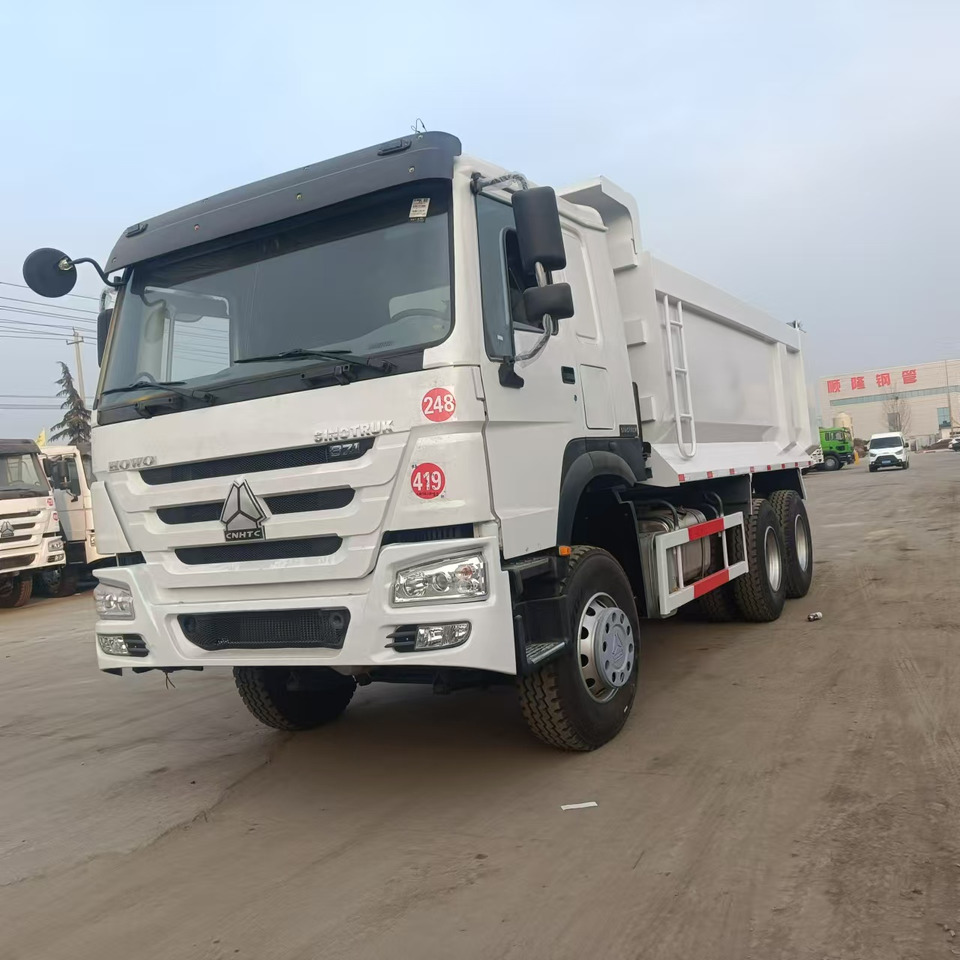 Sinotruk HOWO 371 6*4 Dump truck - Autocarro ribaltabile: foto 1 Sinotruk HOWO 371 6*4 Dump truck - Autocarro ribaltabile: foto 1