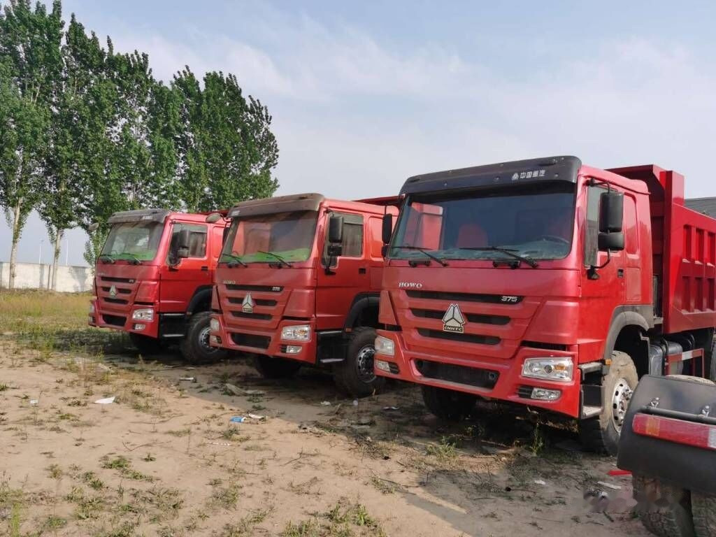 Sinotruk HOWO 6*4 Dump truck - Autocarro ribaltabile: foto 1 Sinotruk HOWO 6*4 Dump truck - Autocarro ribaltabile: foto 1
