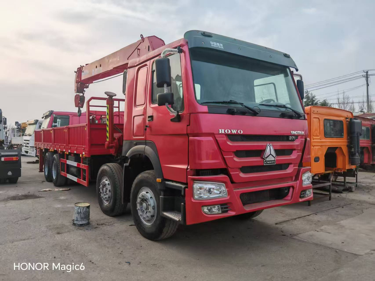 Sinotruk HOWO 8*4 Mobile crane - Autogru: foto 2 Sinotruk HOWO 8*4 Mobile crane - Autogru: foto 2
