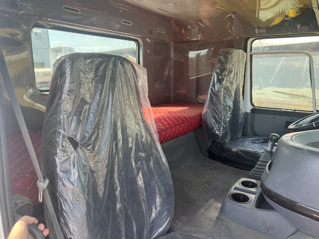 Howo 6x4 - Trattore stradale: foto 4 Howo 6x4 - Trattore stradale: foto 4